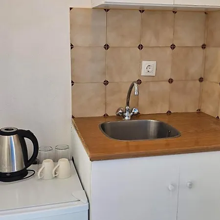 Santorini Sunrise فندق 3*