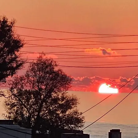 Santorini Sunrise Períssa