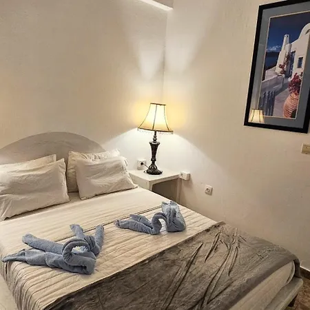 Santorini Sunrise Pleasure 호텔