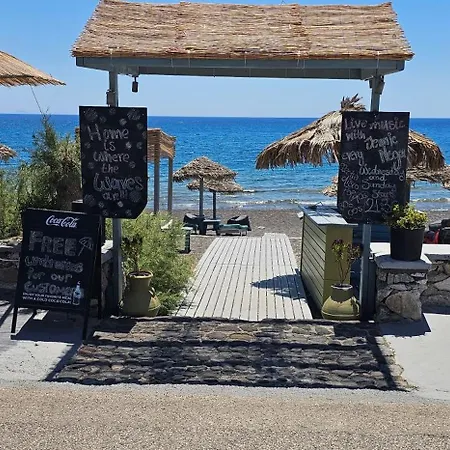 Pleasure Black Santorini פריסה