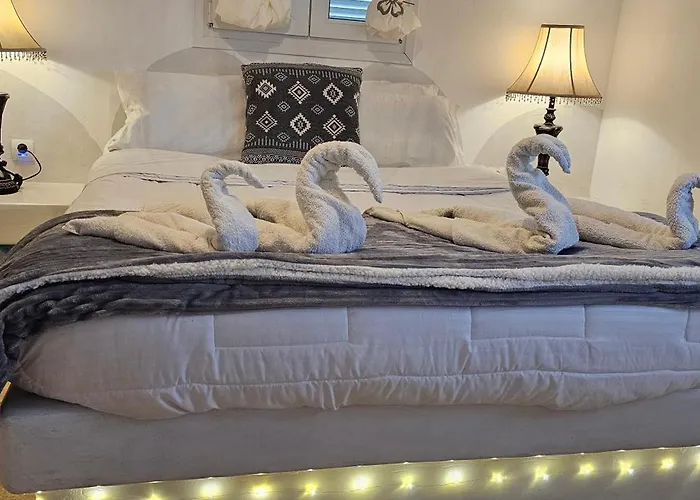 ホテル Santorini Sunrise ペリッサ