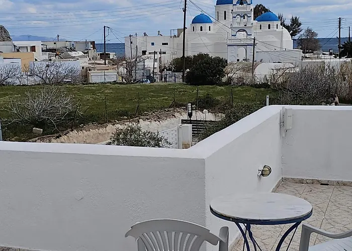 Santorini Sunrise 3*