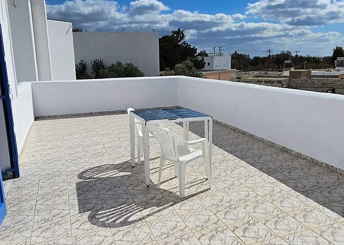 Santorini Sunrise 3*