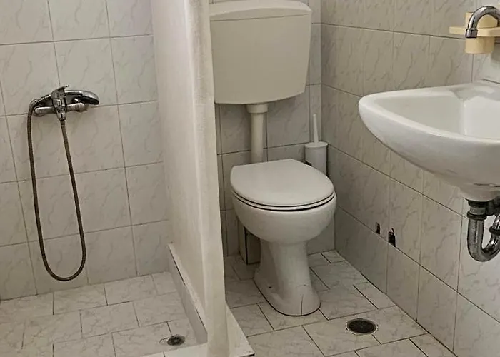 Santorini Sunrise 3*