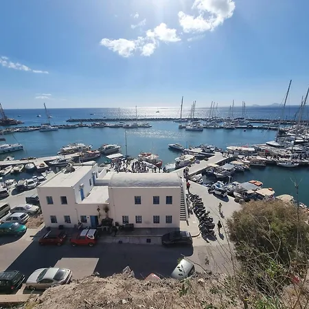 Santorini Sunrise 3*