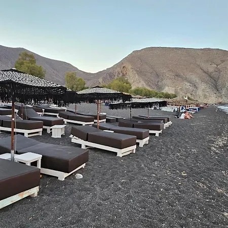 Pleasure Black Santorini Hotel Perissa (Santorini)