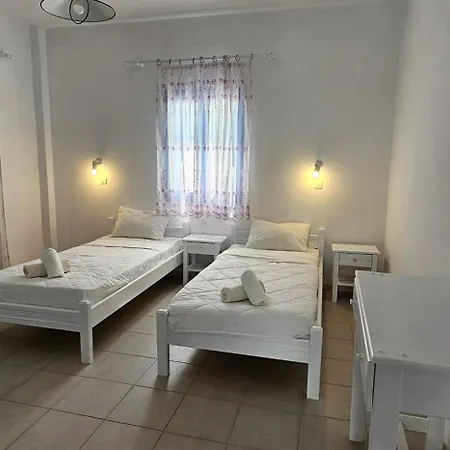 Pleasure Black Santorini 3*