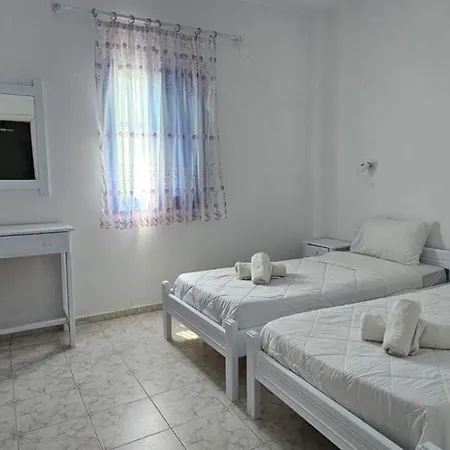 Otel Pleasure Black Santorini